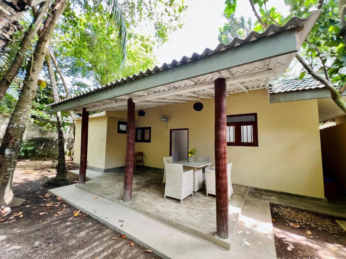 Green Escape Unawatuna Exterior photo